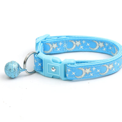 Selvlysende Kattehalsbånd – Sølv Måner & Stjerner